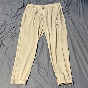 Men’s extra large sweat pants cream color